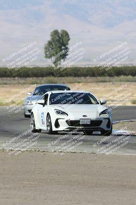 media/Sep-15-2024-Speed Ventures (Sun) [[7a54f7ed2f]]/Yellow Group/Session 1 (Outside Grapevine)/